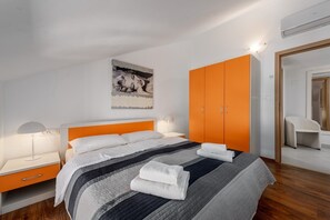 1 chambre, chambres insonorisées, Wi-Fi, draps fournis