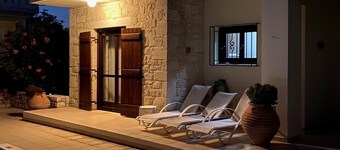 Private pool ★ BBQ area ★ Sea View