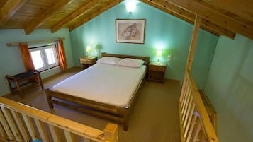 House | 1 bedroom, soundproofing, iron/ironing board, free WiFi