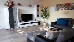 TV