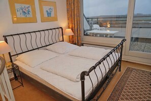 2 Schlafzimmer, Reisekinderbett, WLAN