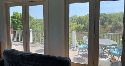 Rauhallinen, heikko, lemmikkiystävällinen Getaway!