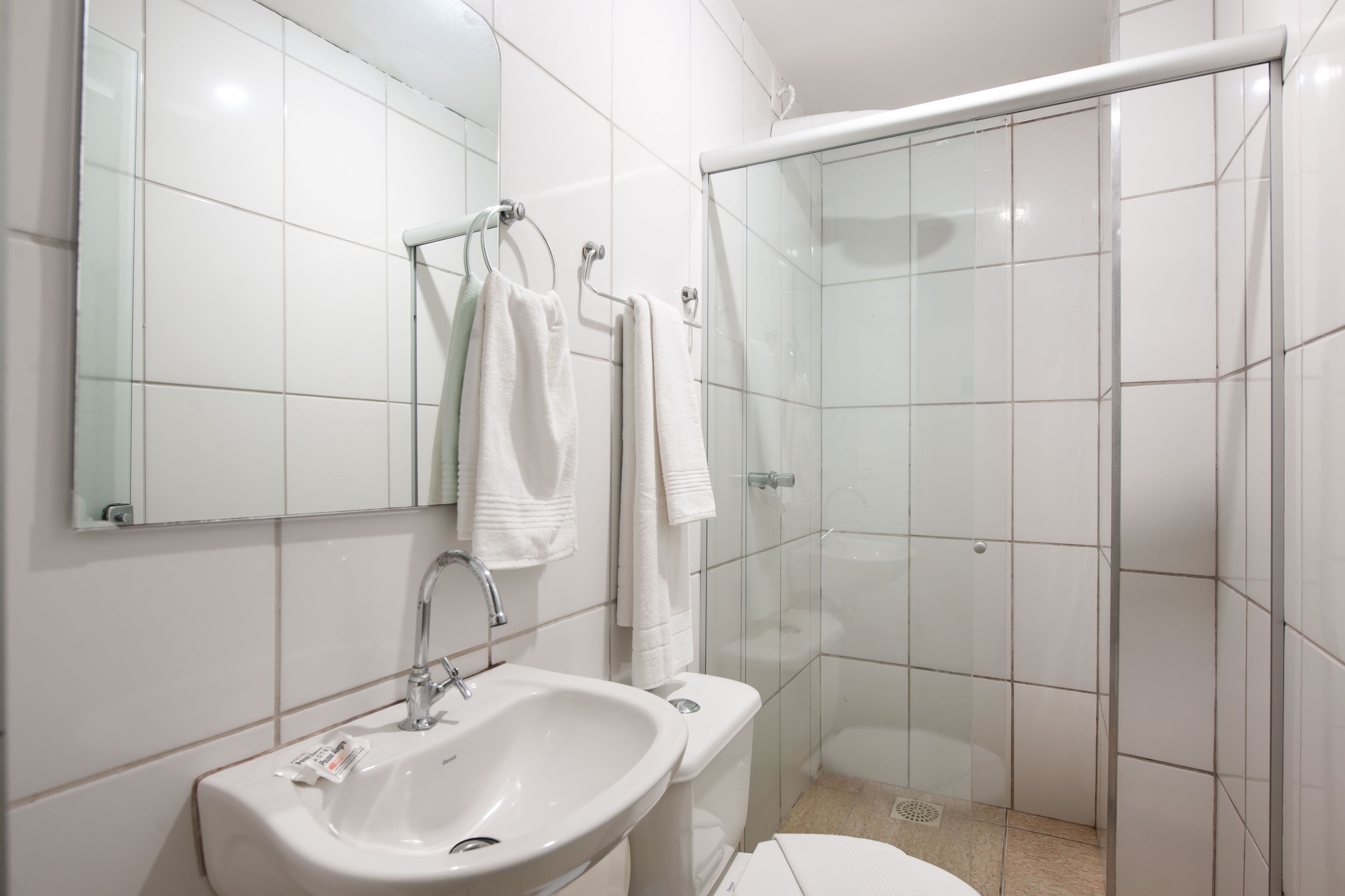 Minibar, Schreibtisch, Verdunkelungsvorhänge, schallisolierte Zimmer