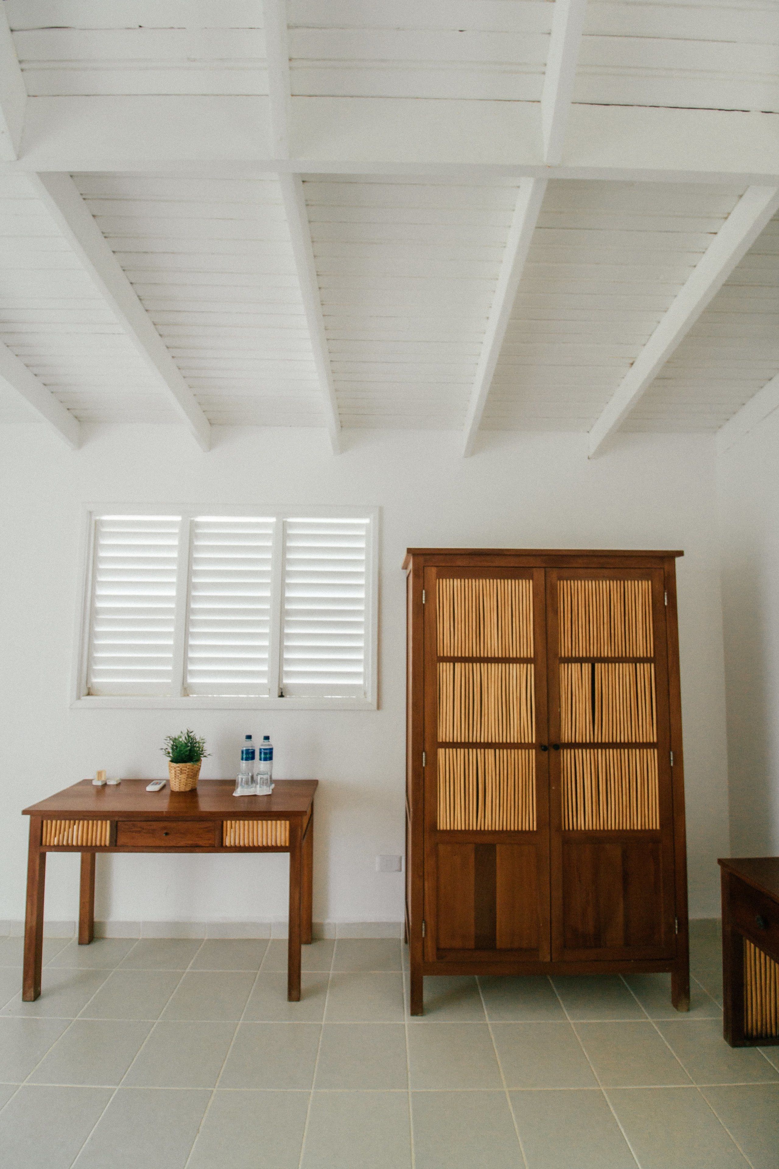 1 bedroom, desk, free wifi, bed sheets