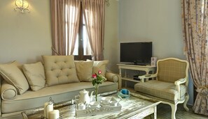Living area - ADASTRA Ithaca Luxury Suites (Ithaki)