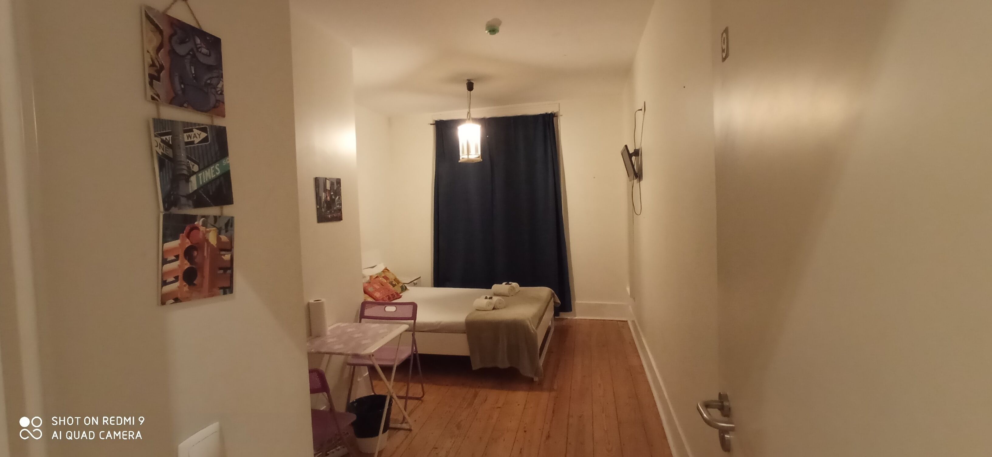 Photo - Happy at Chiado