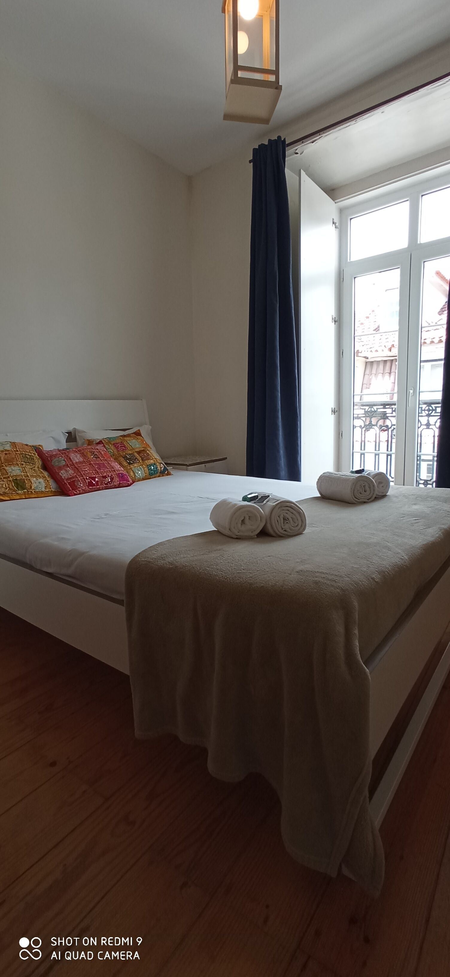 Photo - Happy at Chiado