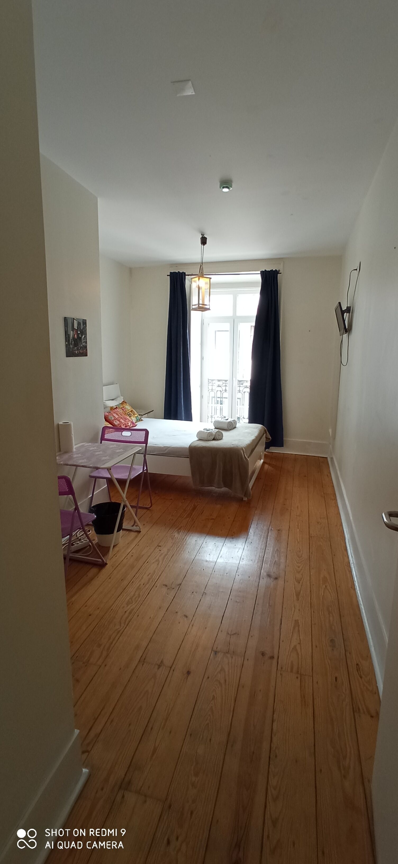 Photo - Happy at Chiado