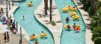 Sand Dunes Tower Suites and Villas