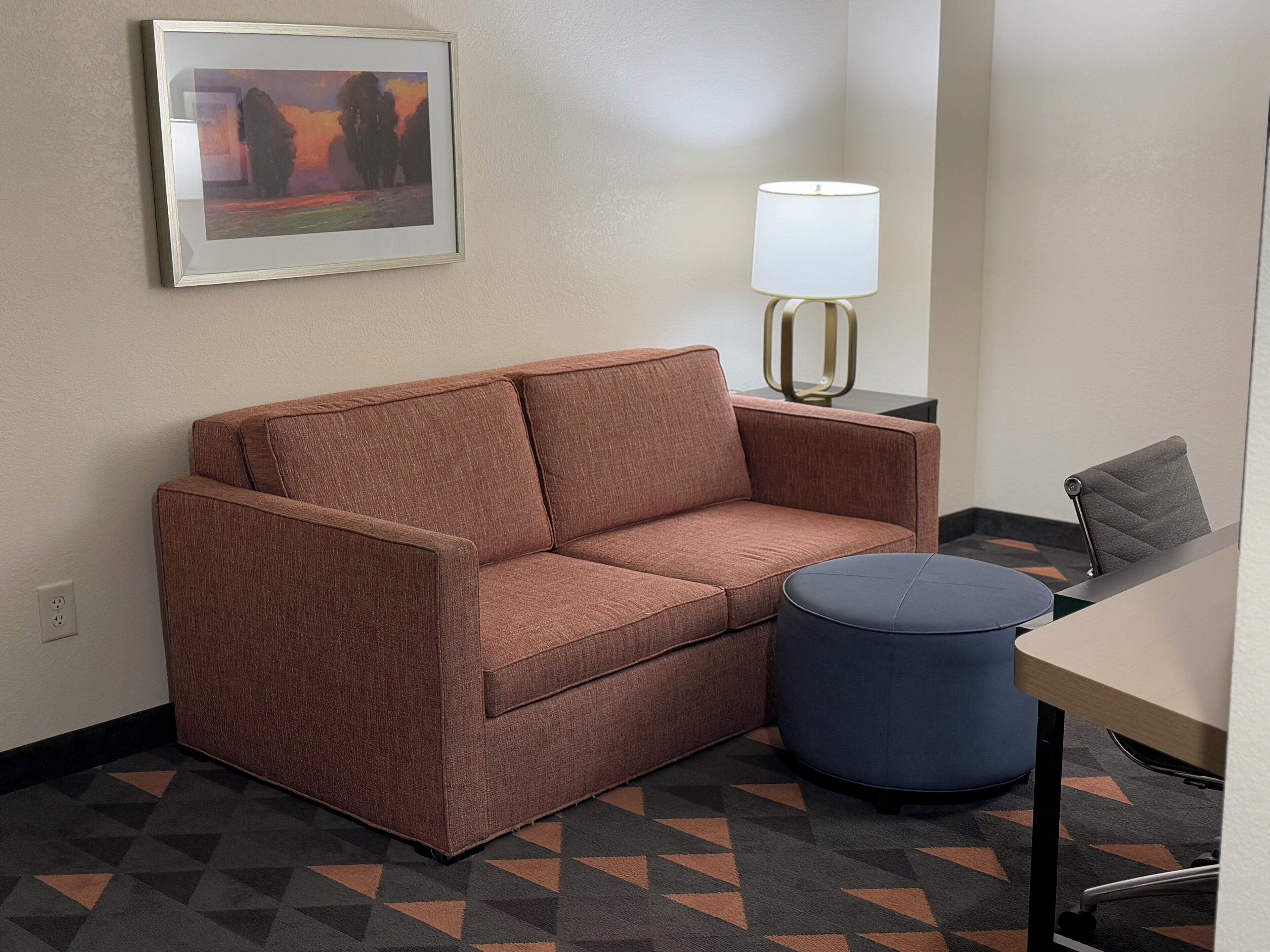 Suite, 1 King Bed | Down duvets, pillow-top beds, desk, blackout curtains