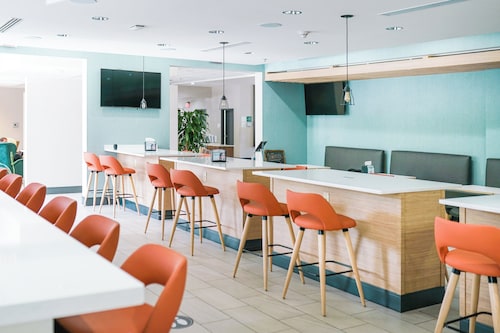 Holiday Inn Hotel & Suites Fayetteville W-Fort Bragg Area by IHG