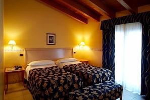 Room - Hotel Ristorante Novecento (Pegognaga)