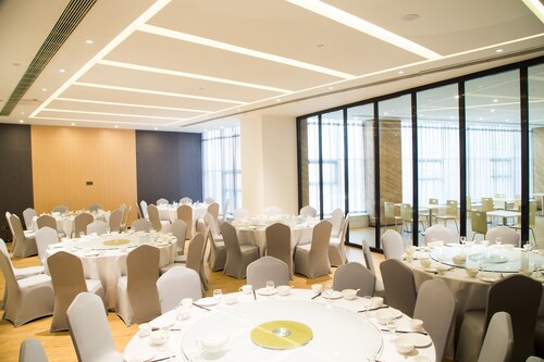 Holiday Inn Express Taian City Center by IHG