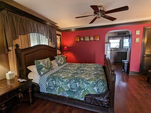 Executive Suite | Individualmente decorados, individualmente mobiliados, escrivaninha