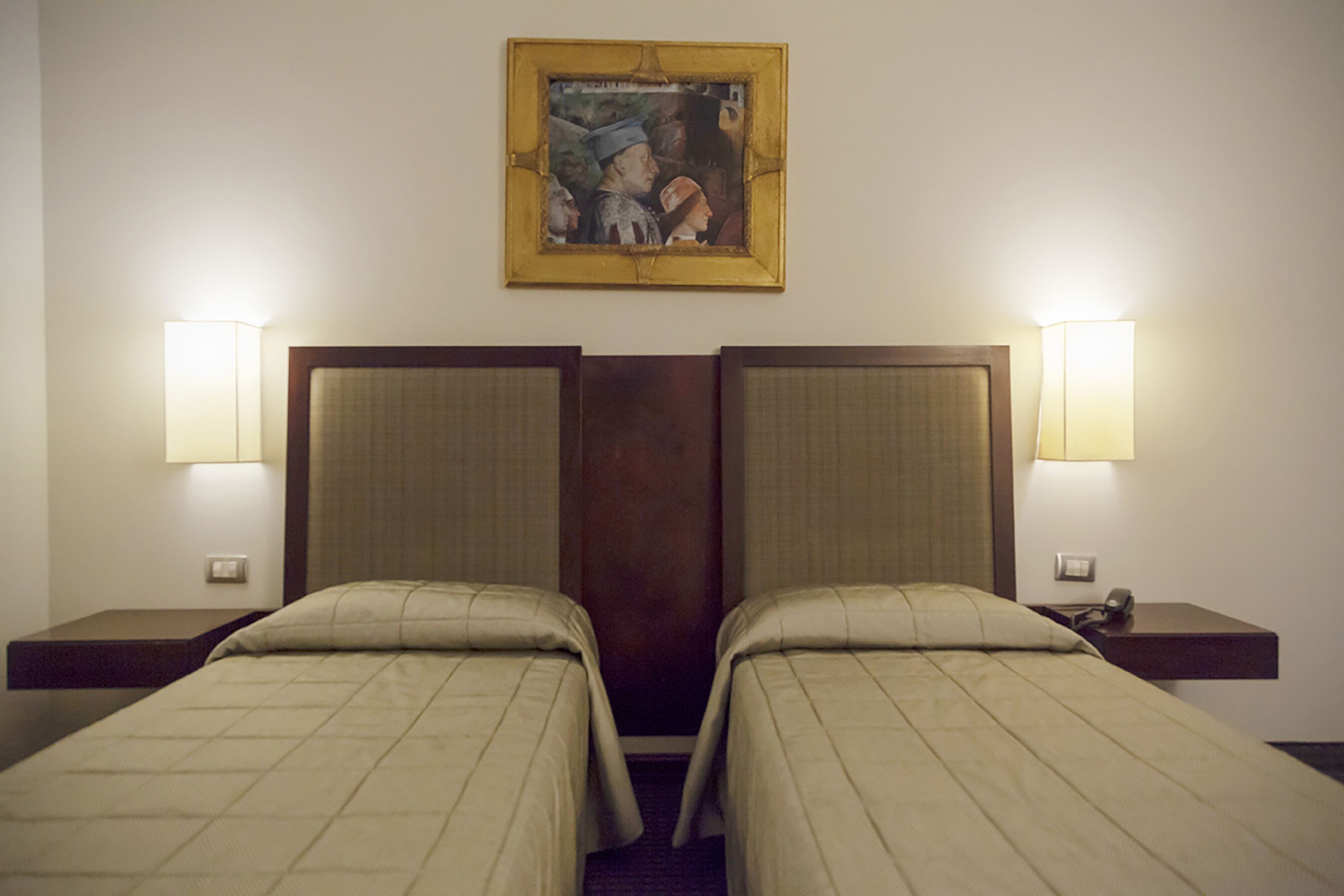 twin room, 2 single beds | 1 bedroom, minibar, in-room safe, desk