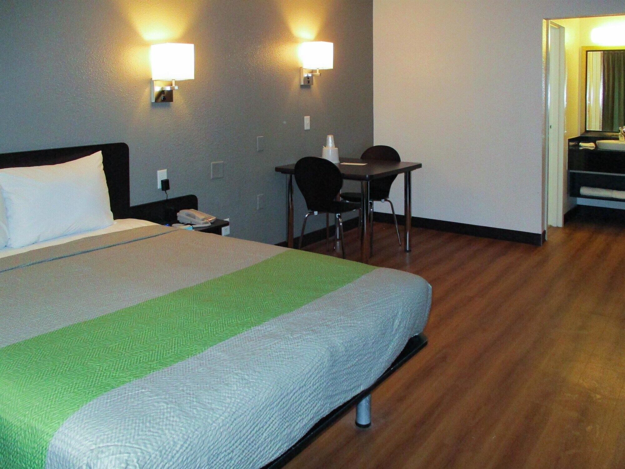 Foto - Studio 6-Little Rock, AR - West