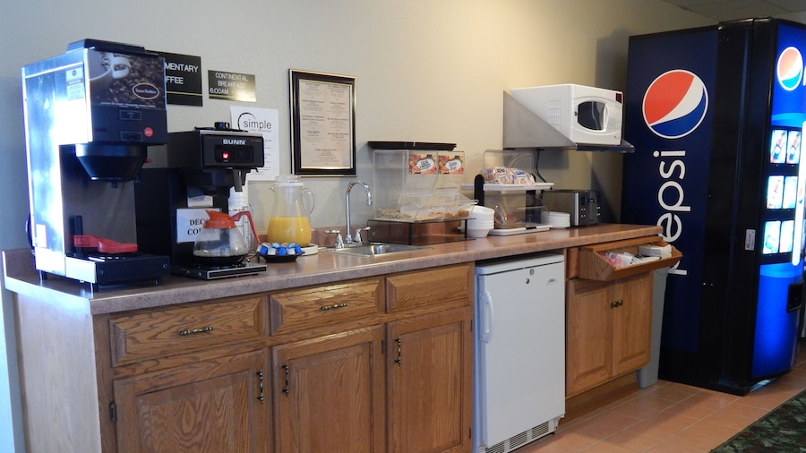 Carrington Inn & Suites