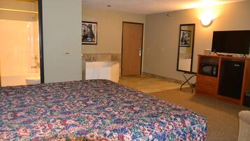 Romantic Single Room | Private spa tub
