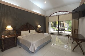 Comfort Suite, 1 King Bed, Accessible - Hotel Villa Florencia (Tequisquiapan)