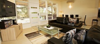 Unit 3/38 Chapel St, Cowes - Piscine et aire de jeux pour enfants