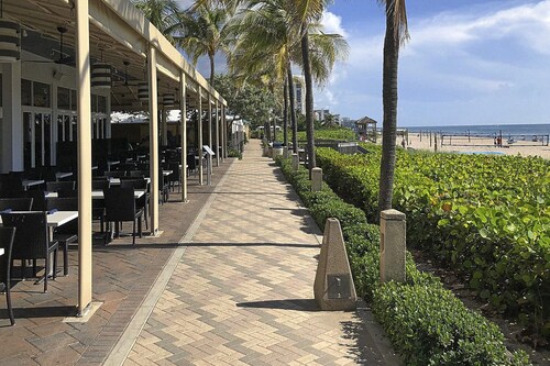 1BR Luxury Suite # 3 Ocean Drive -paikalla, askeleet rannalle