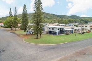 المنشأة من الخارج