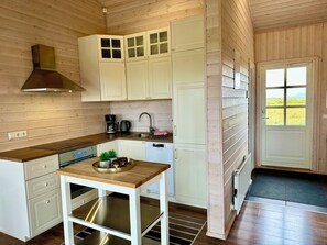 Kühlschrank, Ofen, Herdplatte, Geschirrspüler