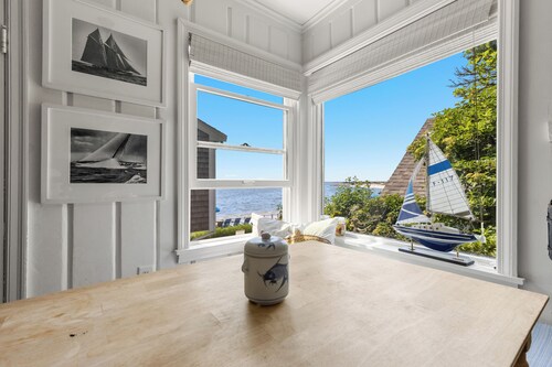 "Baywatch" is the best two Bedroom on the West End Waterfront
