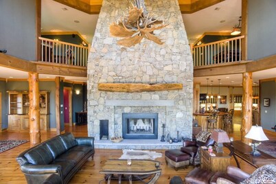 Grand Blanc Mountain Home