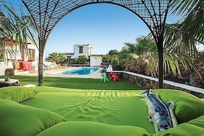 Terrace/patio - Peaceful Outdoor Dining Areas , perfect for families (Lajares)