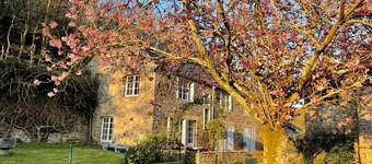 Le Gite De Cadran Solaire (3 Bedrooms, Sleeps 8)