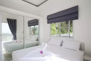 4 bedrooms, WiFi, bed sheets
