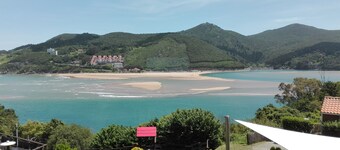 MUNDAKA HOME E-BI 260, With Good Access, Kitchen / Lounge / 2Hab. WIFI, PARKING.