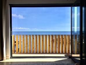 Interior - Stunning sea front private villa steps away from the sea & natural pools (Lagoa)