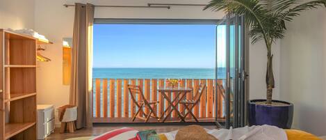 2 soverom, safe på rommet, skrivebord og strykejern/-brett