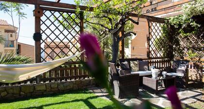 Stately home with private garden- Cefalù S.Ambrogio