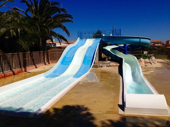 Piscine extérieure, piscine chauffée