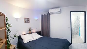 3 slaapkamers, een kluis op de kamer, een strijkplank/strijkijzer