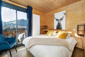 6 soverom, lydisolert, strykejern/-brett og reiseseng for barn