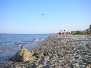 Am Strand, Liegestühle