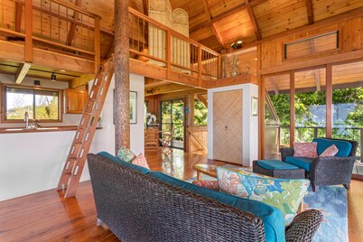 Relax and Enjoy! Five Star Accommodations at Affordable Rates! 