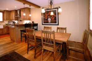 تناول الطعام