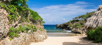 L'alize: Private in West Bay, For 2 or 10, Pool, Kayaks, Private beach, extras