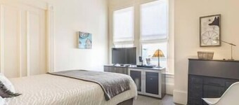 Pacific Heights Victorian Bedroom & Bathroom