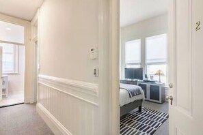 1 chambre, fer et planche Ă repasser, Wi-Fi, draps fournis