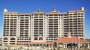 Tilghman Beach and Golf Reaort