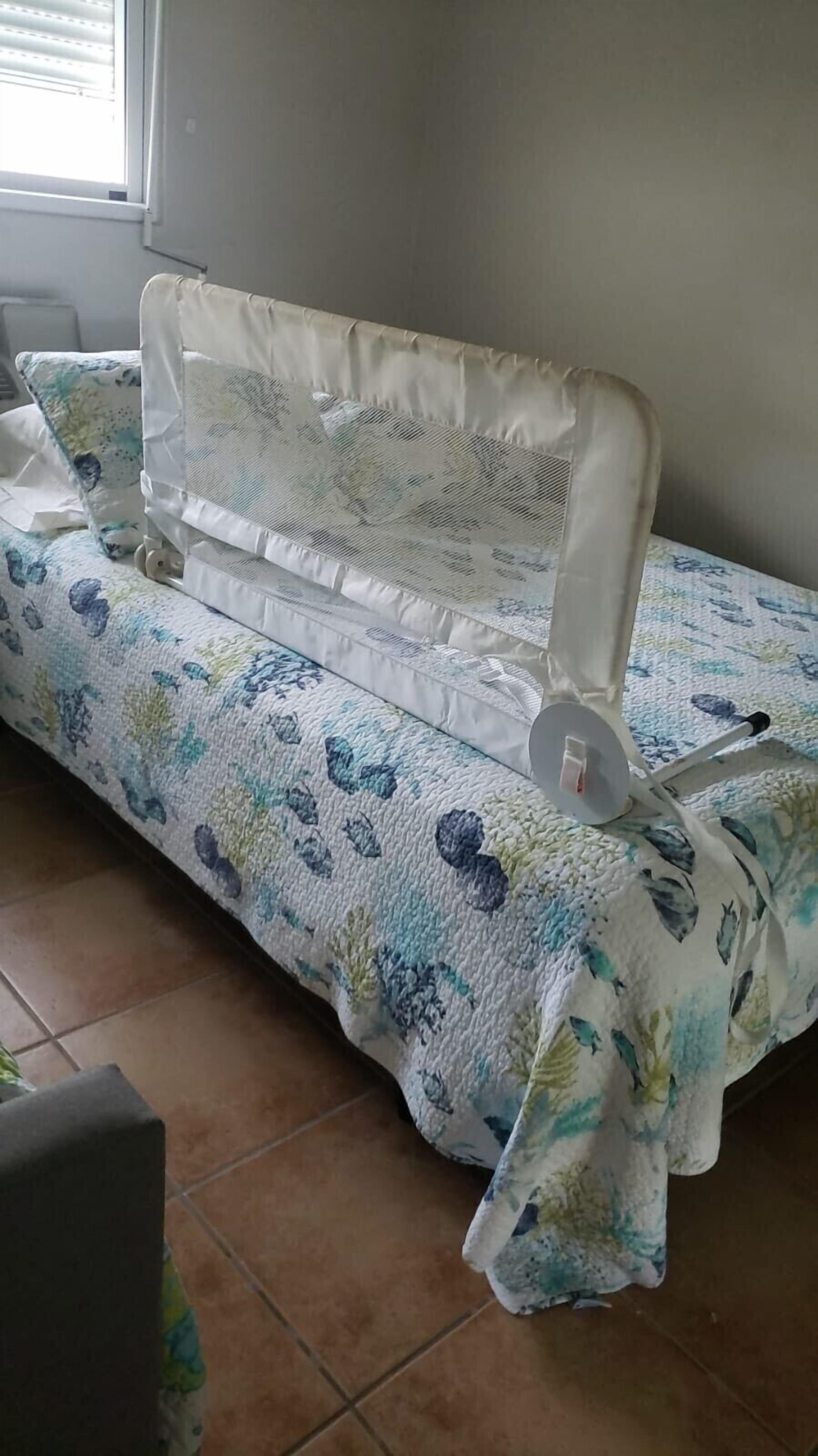 Baby safety rail