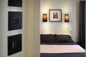 1 chambre, fer et planche à repasser, Wi-Fi, draps fournis