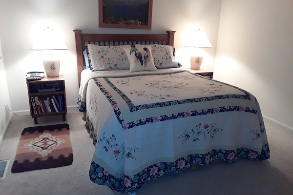 Master Bedroom Queen