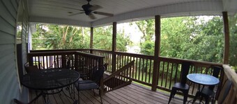 Harbor Landing Cottage - close to Mandeville Lakefront and Tammany Trace